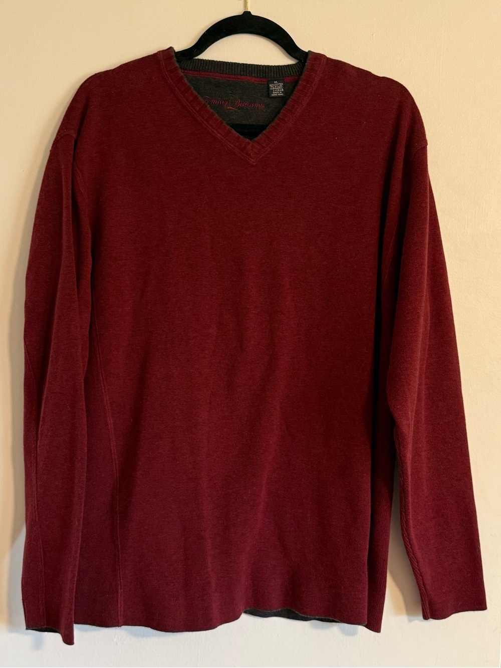 Tommy Bahama Men’s Burgundy V-Neck Sweater | XL | Cotton Blend